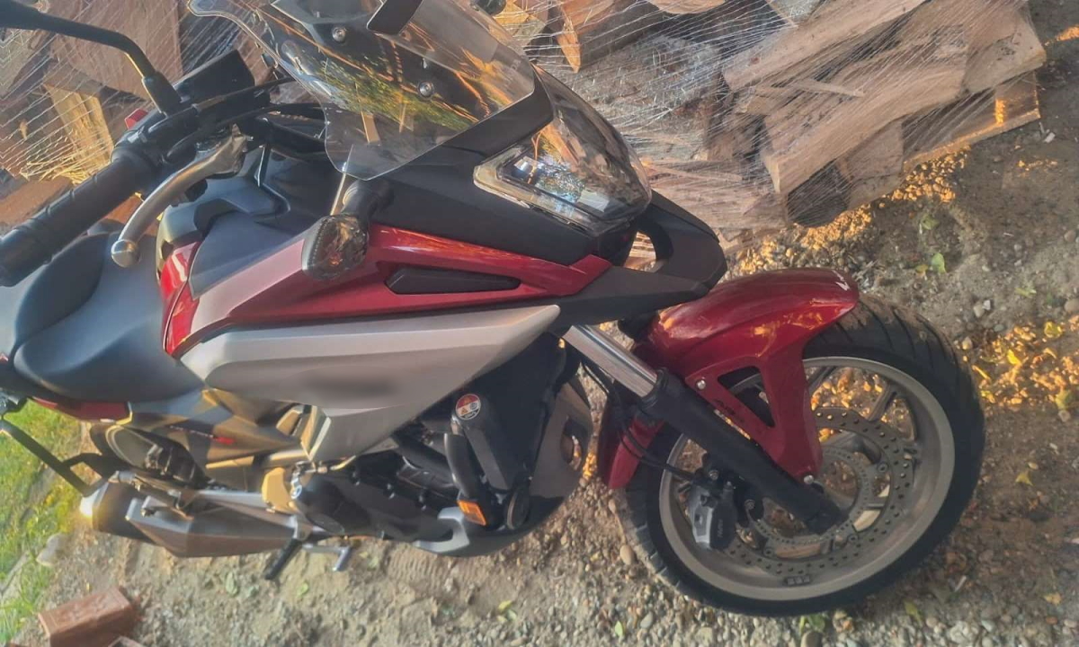 Motocicletă furată din Elveția, descoperită de polițiștii de frontieră la Albița