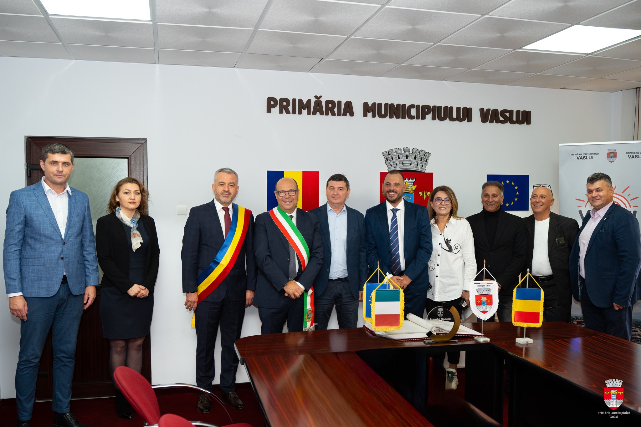 Primii pași spre o colaborare internațională: oficialii din Mascalucia, în vizită la Vaslui