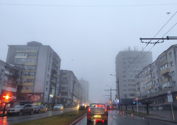 Meteorologii au emis atenționări Cod galben de ceață în zona Moldovei