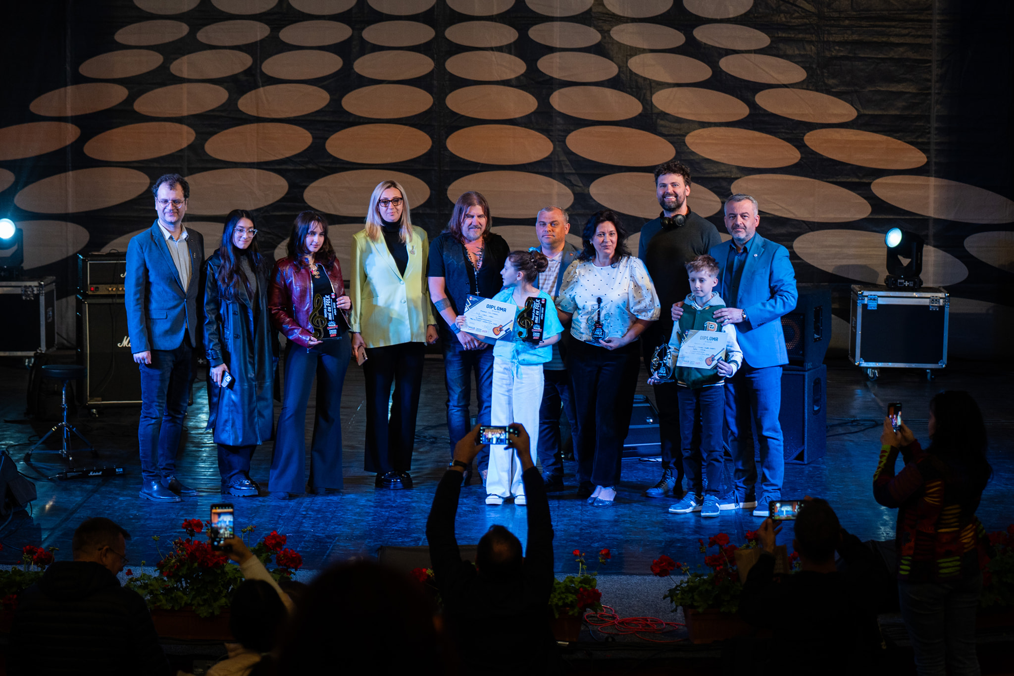 Participare numeroasă la Festivalul „Mai cu Folk” de la Vaslui