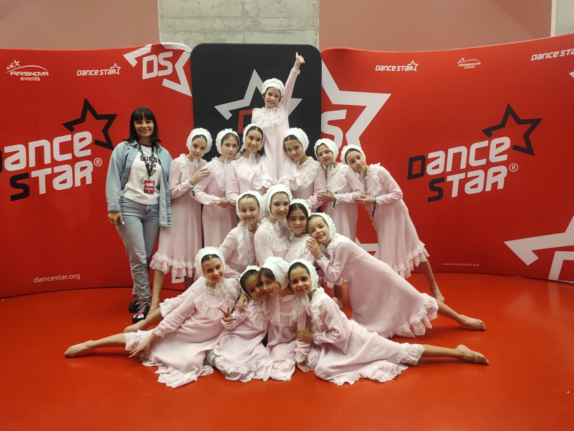 17 calificări pentru visul mondial! Happy Steps Vaslui cucerește scena „Dance Star” 2026