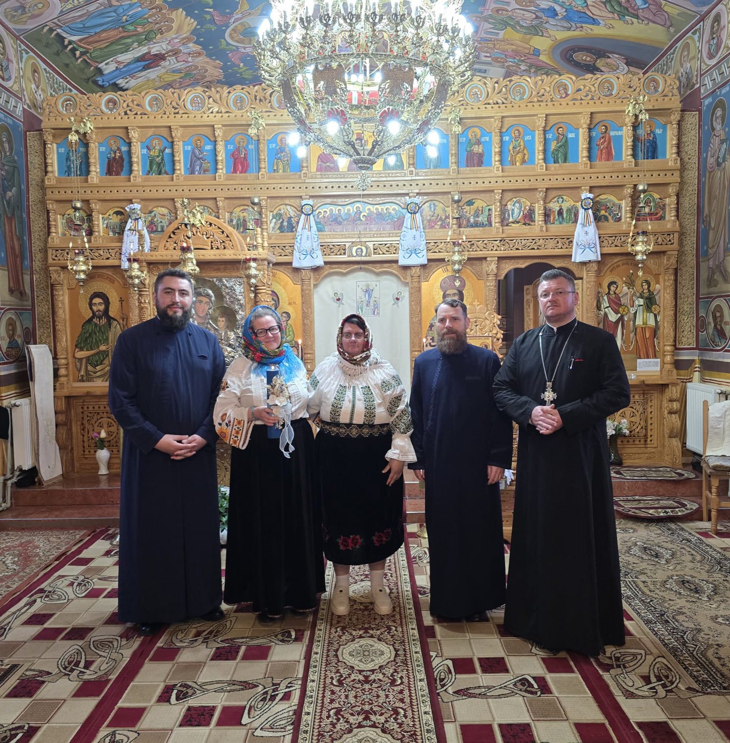 Botez în ziua Învierii: o femeie din Germania a devenit ortodoxă într-un sat din Vaslui